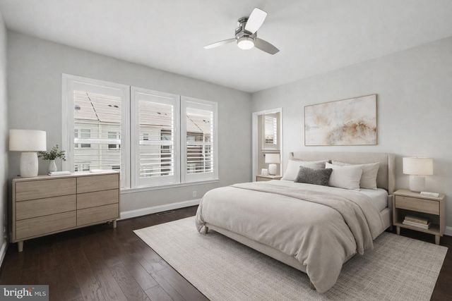 1857 SHADDING BAY LN, Dumfries, VA 22026