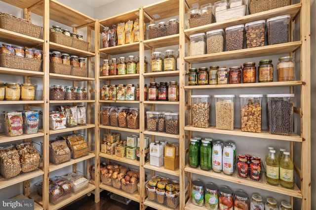 1857 SHADDING BAY LN, Dumfries, VA 22026