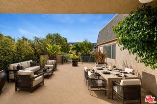 2385 Roscomare Road D17, Los Angeles, CA 90077