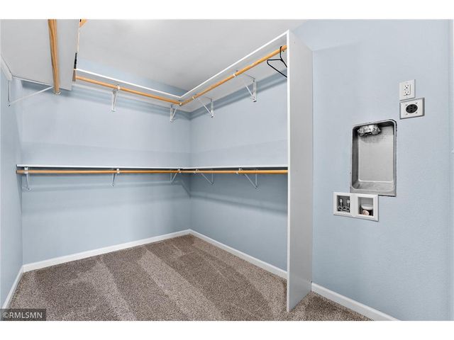 3235 West Ridge Drive, Eau Claire, WI 54703