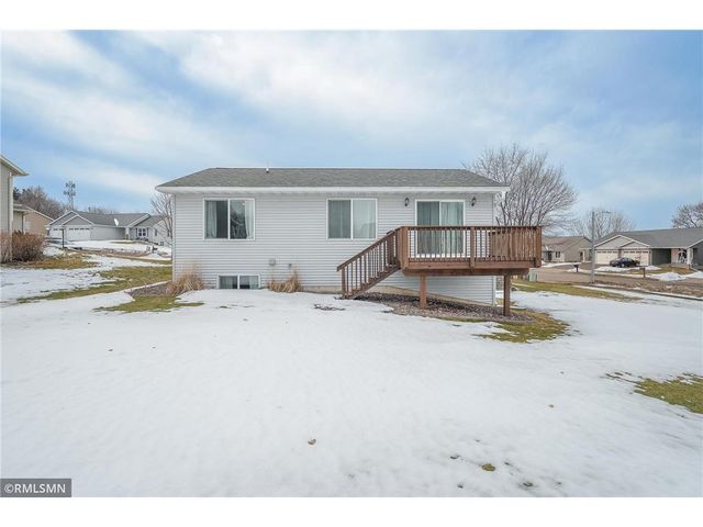 3235 West Ridge Drive, Eau Claire, WI 54703