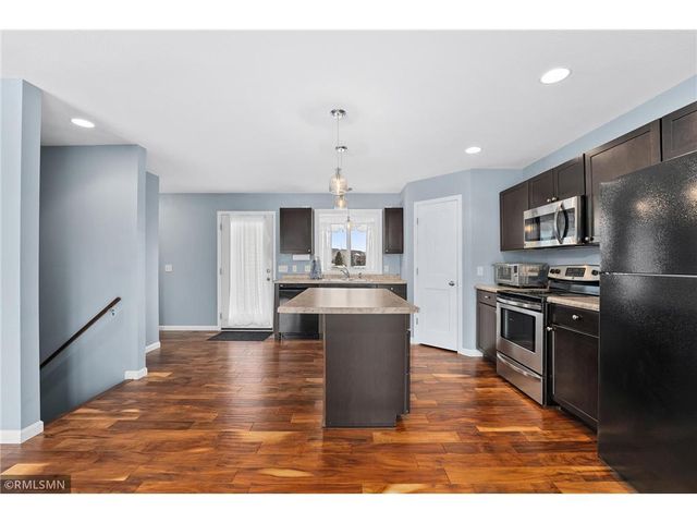 3235 West Ridge Drive, Eau Claire, WI 54703