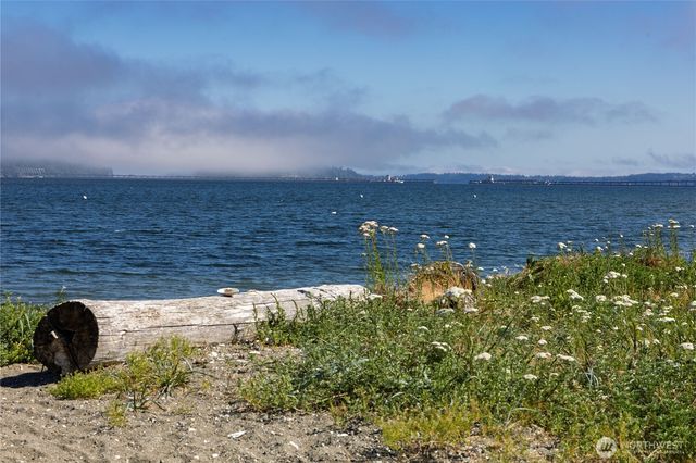 29676 Beach Drive NE, Poulsbo, WA 98370