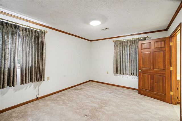 100 Springridge Court, Peachtree City, GA 30269