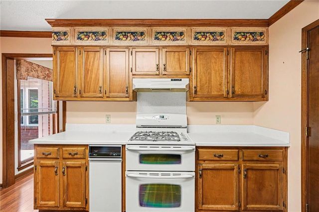 100 Springridge Court, Peachtree City, GA 30269