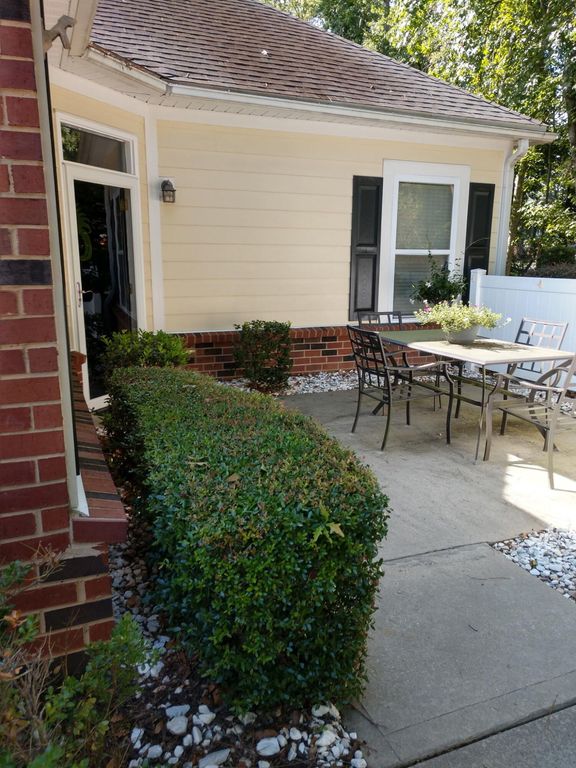 8800 Dorchester Road Unit 201, North Charleston, SC 29420