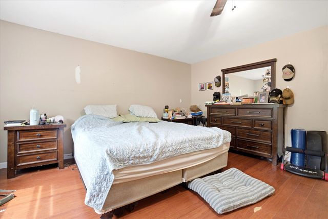31 Chagnon Lane, Hudson, NH 03051