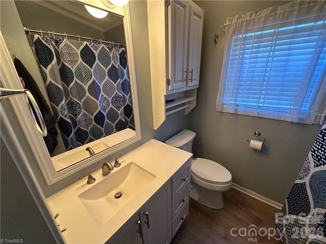 112 N Cardinal Drive, New London, NC 28127