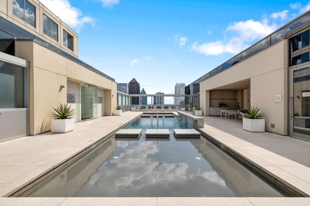 1717 Arts Plaza 2112, Dallas, TX 75201