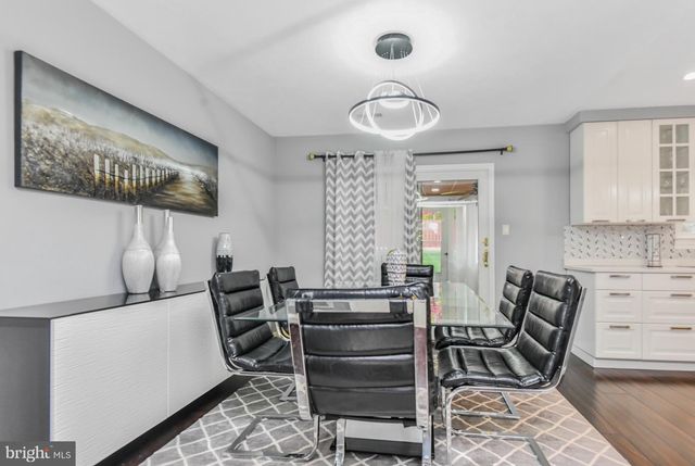 8755 COUNTRY LN, Manassas, VA 20110