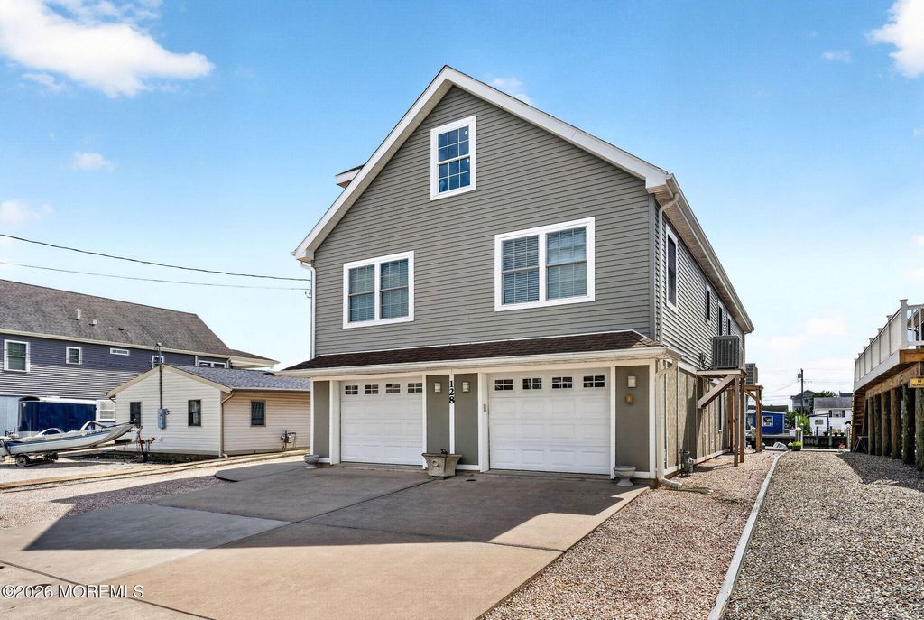 128 E Mohawk Drive, Little Egg Harbor, NJ 08087