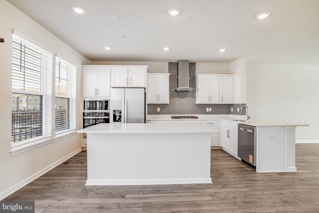 421 ENSEMBLE WAY, Frederick, MD 21701