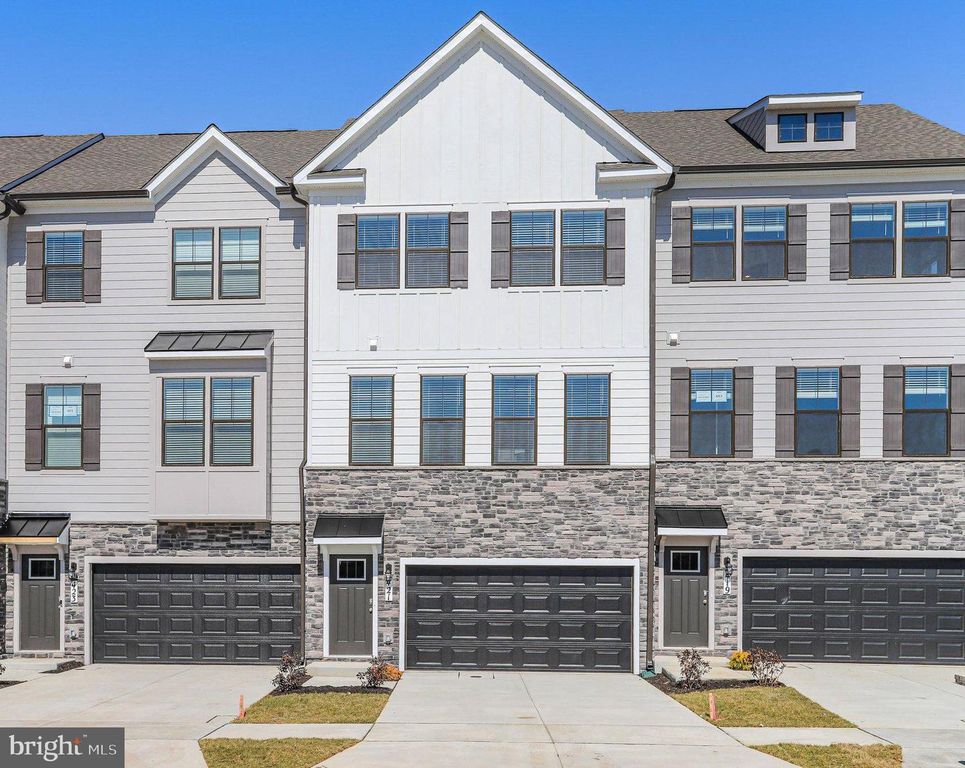 421 ENSEMBLE WAY, Frederick, MD 21701