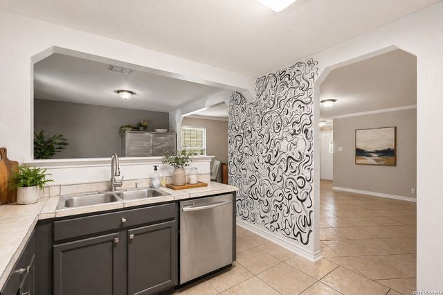 307 Cedron Chase, San Antonio, TX 78253