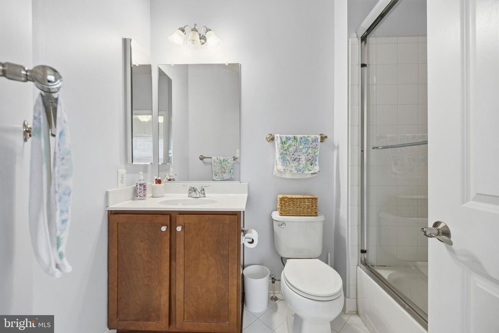 Image 20 of property listing at 31 MERIDIAN LN, Towson, MD 21286