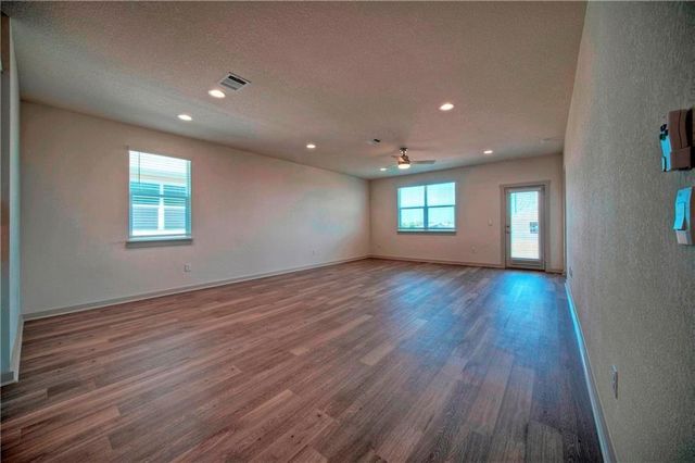 7920 City Top BLVD, Austin, TX 78724