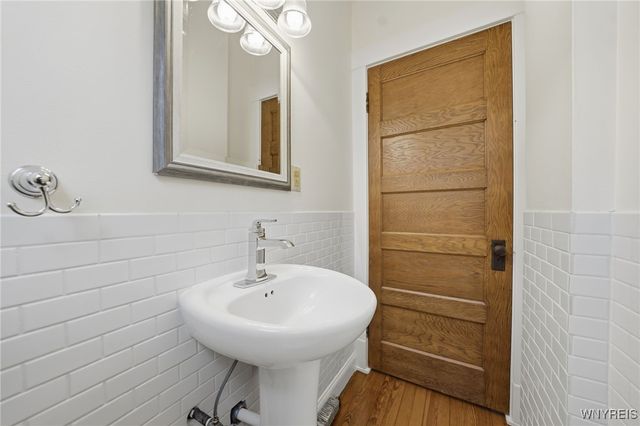 93 North End Avenue, Tonawanda, NY 14217