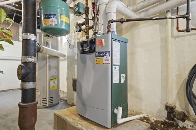 93 North End Avenue, Tonawanda, NY 14217