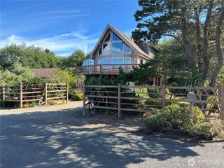 33408 J Place, Ocean Park, WA 98640