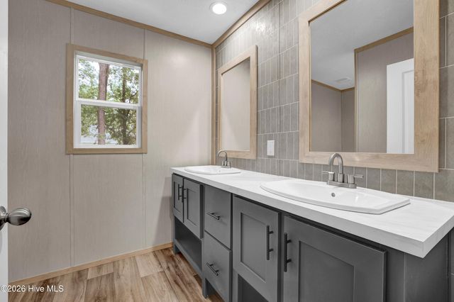 9180 Central Boulevard SE, Winnabow, NC 28479