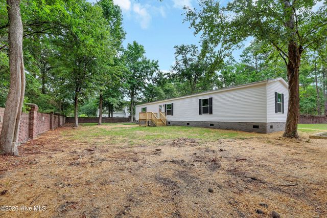 9180 Central Boulevard SE, Winnabow, NC 28479