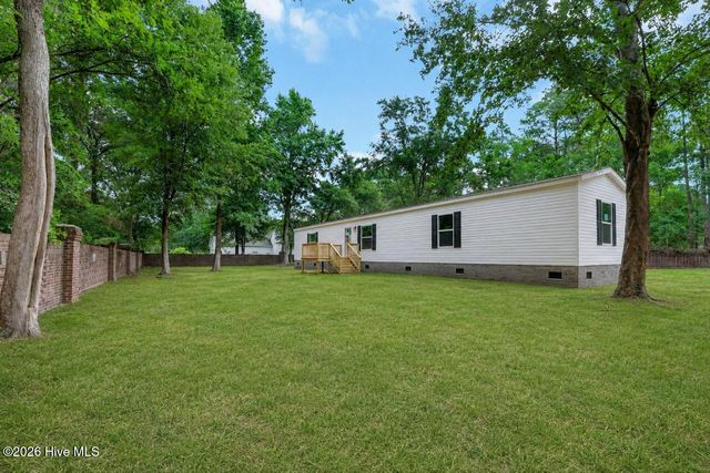 9180 Central Boulevard SE, Winnabow, NC 28479