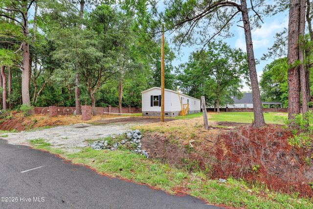 9180 Central Boulevard SE, Winnabow, NC 28479