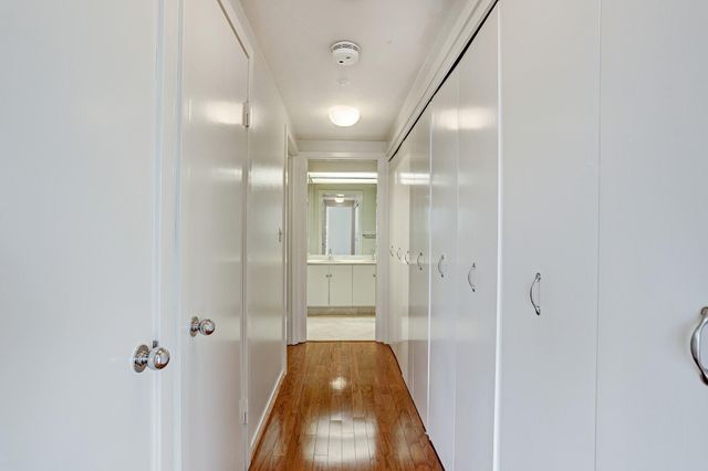 5110 San Felipe Street 64W, Houston, TX 77056
