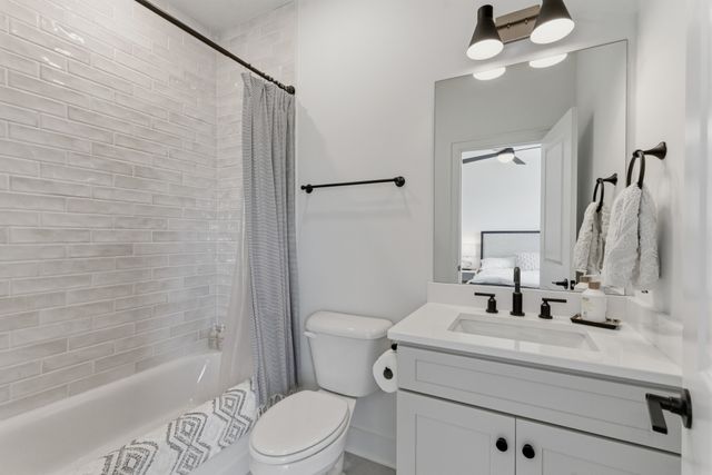 3472 Burgate Trl, Thompsons Station, TN 37179