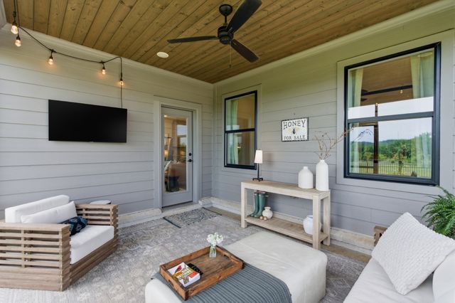 3472 Burgate Trl, Thompsons Station, TN 37179