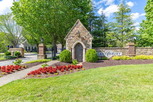 3472 Burgate Trl, Thompsons Station, TN 37179