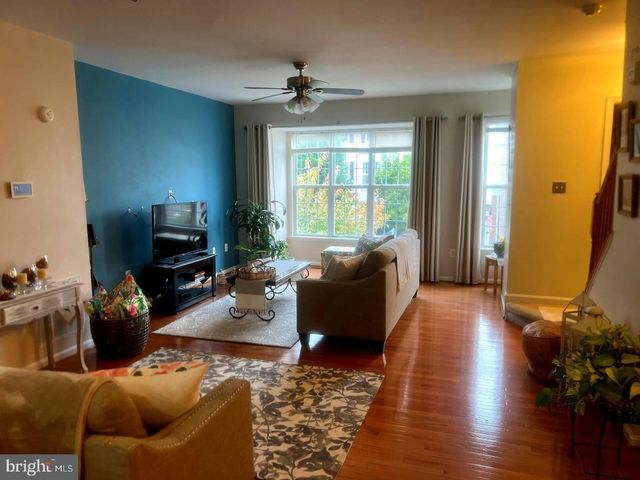 14263 LEGEND GLEN CT, Gainesville, VA 20155