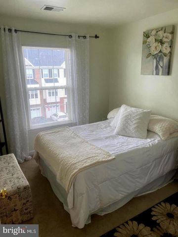 14263 LEGEND GLEN CT, Gainesville, VA 20155