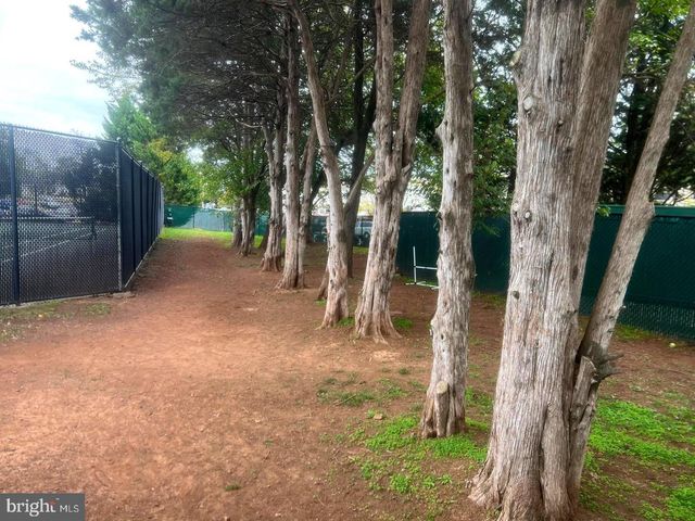 14263 LEGEND GLEN CT, Gainesville, VA 20155