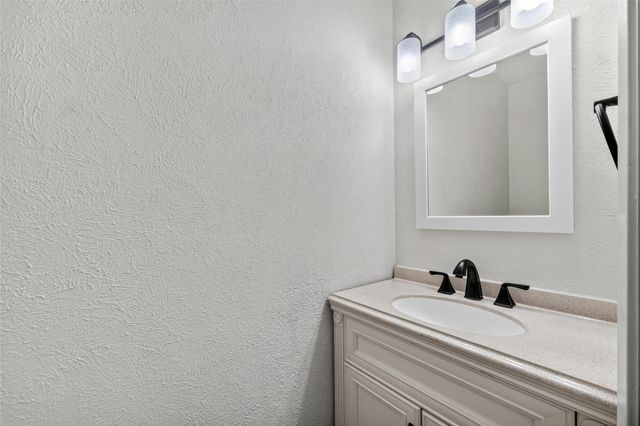 5626 Preston Oaks Road 25C, Dallas, TX 75254