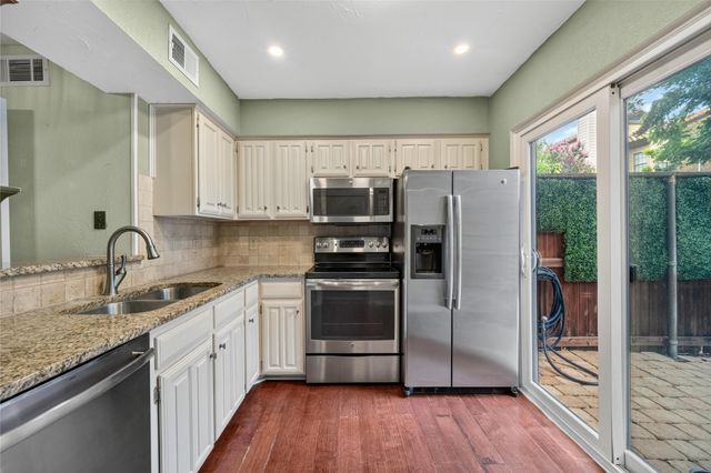 5626 Preston Oaks Road 25C, Dallas, TX 75254
