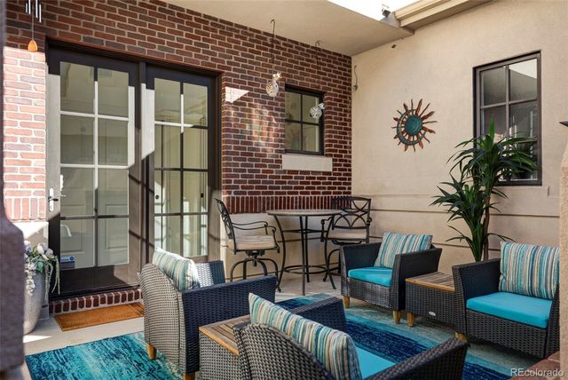 6 S Madison Street, Denver, CO 80209