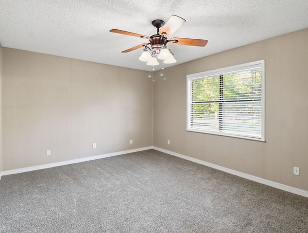 680 Wiley Page Rd, Longview, TX 75605