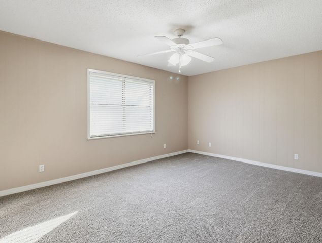 680 Wiley Page Rd, Longview, TX 75605