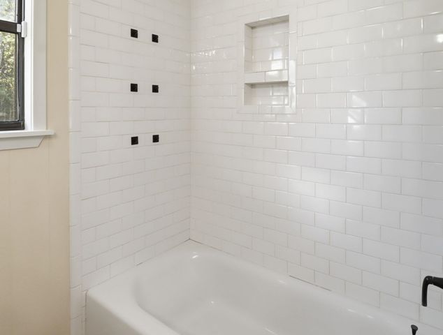 680 Wiley Page Rd, Longview, TX 75605