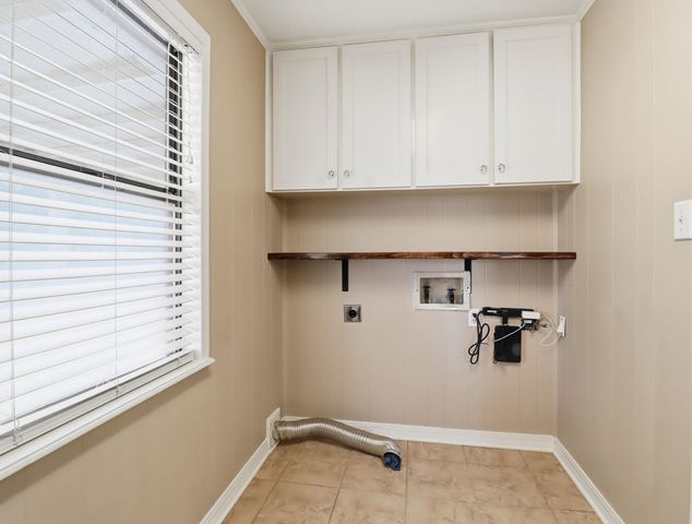 680 Wiley Page Rd, Longview, TX 75605