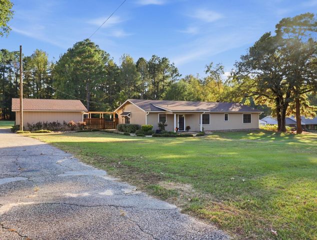 680 Wiley Page Rd, Longview, TX 75605