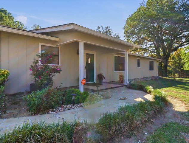 680 Wiley Page Rd, Longview, TX 75605