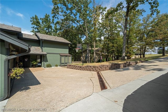 9708 Bramble Brae Street, Fort Smith, AR 72908