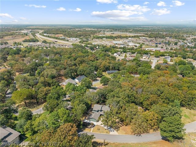 9708 Bramble Brae Street, Fort Smith, AR 72908