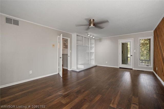 9708 Bramble Brae Street, Fort Smith, AR 72908