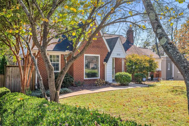 2720 Bobby Ave A, Nashville, TN 37216