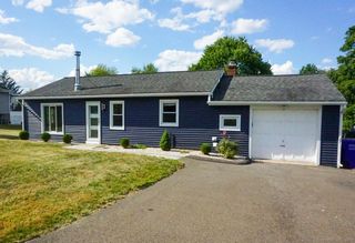 28 Evergreen Road, Cromwell, CT 06416