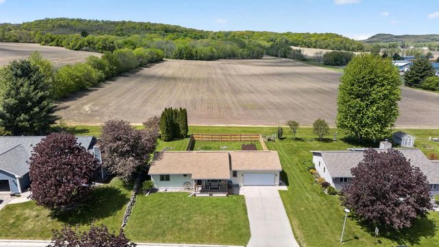 149 Vilas Hibbard Parkway, Lodi, WI 53555