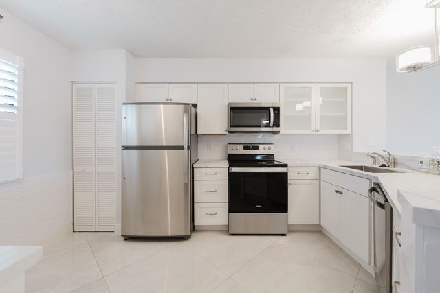 2217 Cypress Island Drive 508, Pompano Beach, FL 33069